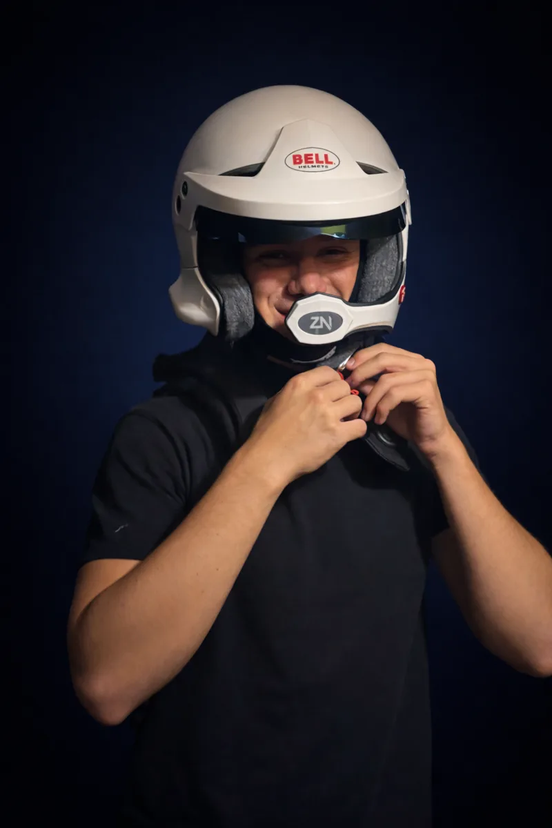 Tom Joucla — Pilote